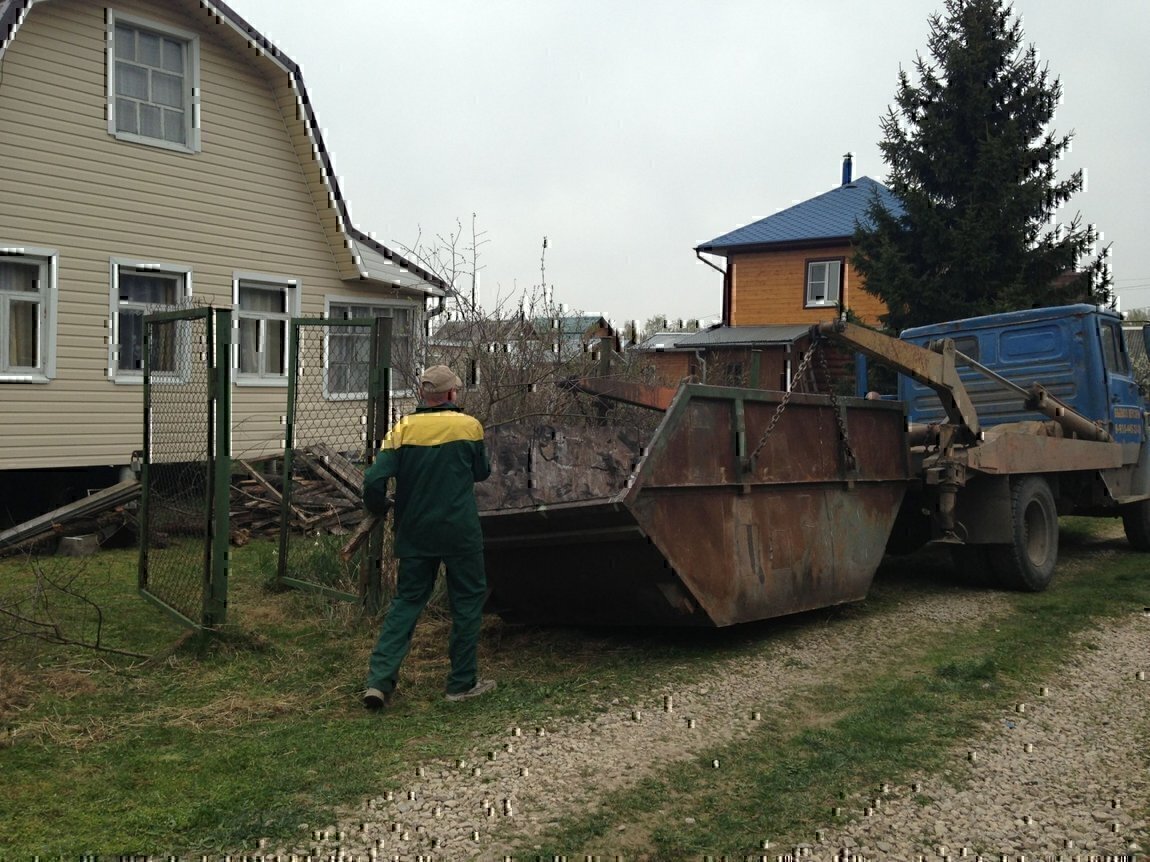 Вывоз мусора и отходов с дачи и участка СНТ в Кургане в октябре