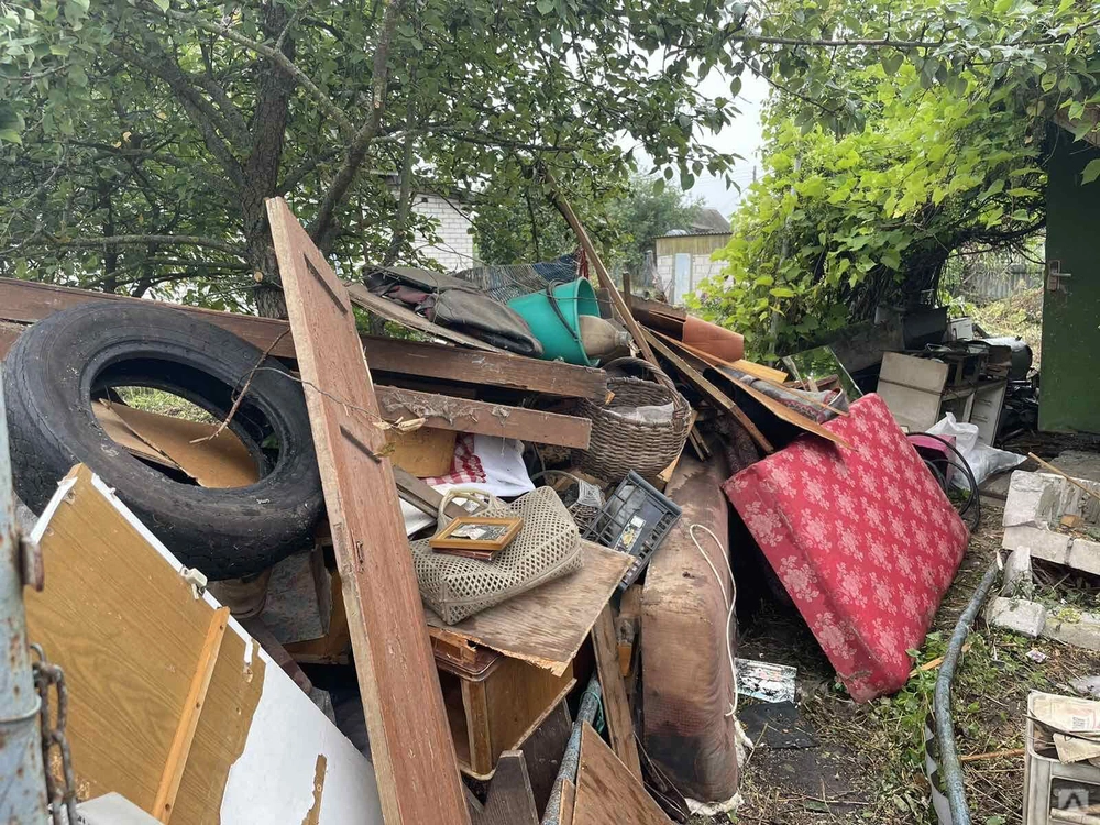 Вывоз хлама в Кургане в октябре